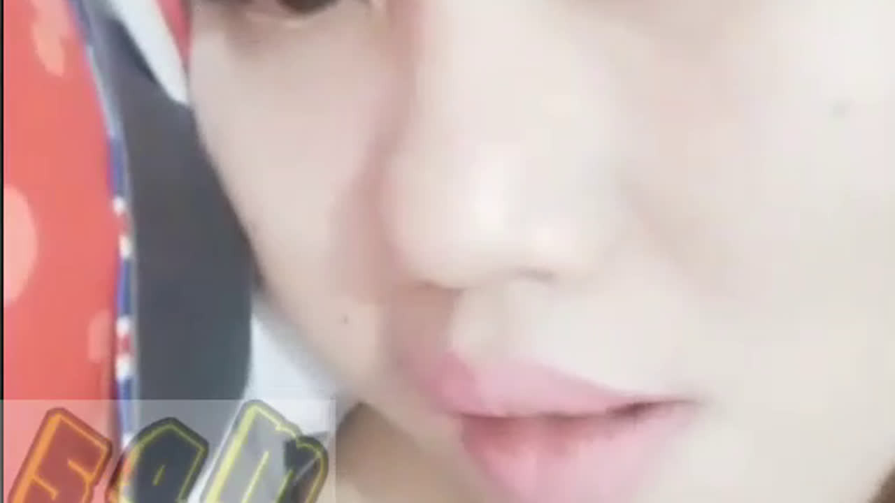 Evelyn Live Pamer Nenen Malam hari