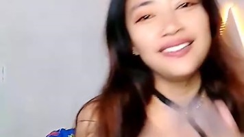 Kak Maesaroh Sebelum Tidur Nyepong Dulu