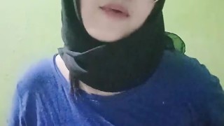 Jadi Gak Malu Pamerin Kedua Toket Khoe ID 56598512 Mango