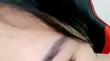 Okta Ngocok Zoom Kamera Jarak Dekat