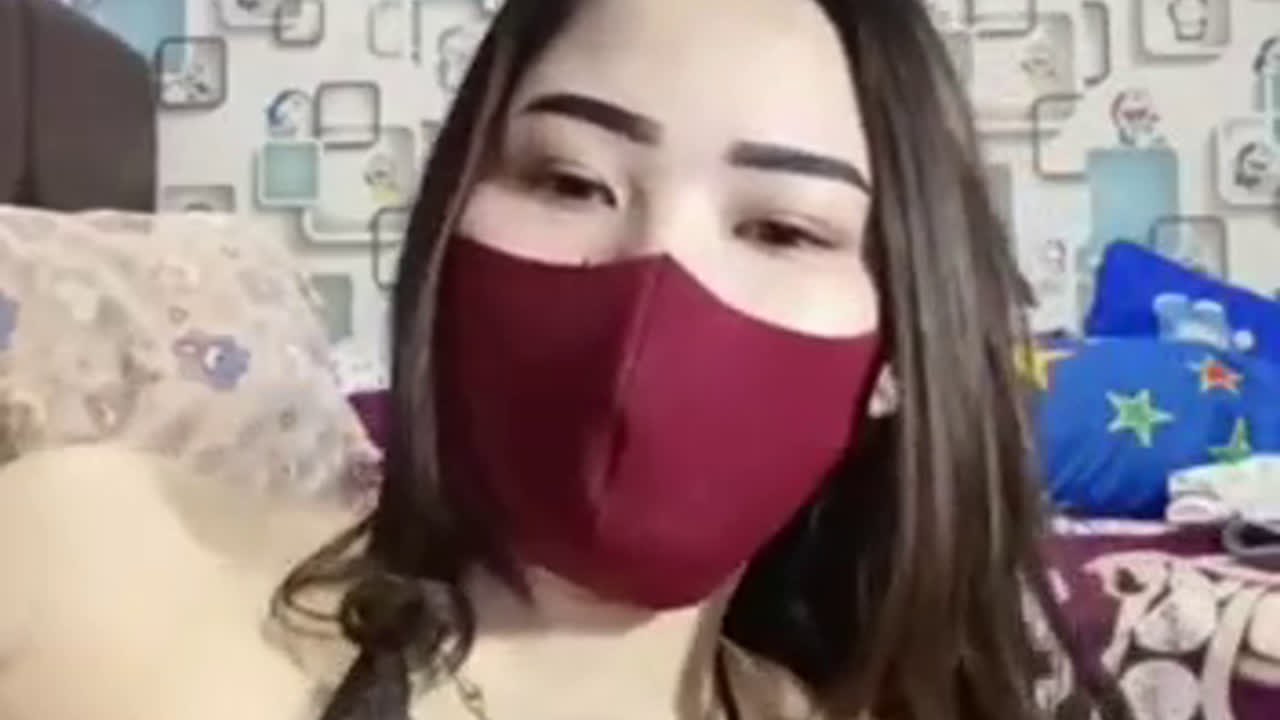 Trio gadis saling jilat